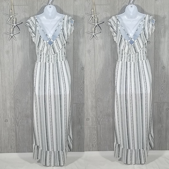 NWT Almost Famous Dress Large Black White Ruffled High Low - Picture 3 of 8